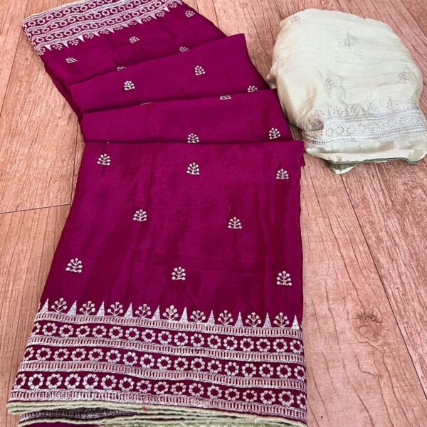 Shinon fabric saree