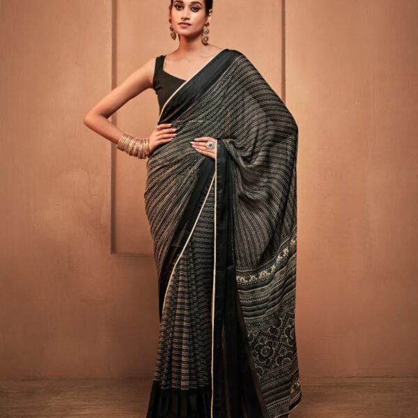 Weightless saree With Print