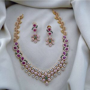diamond studed necklace set